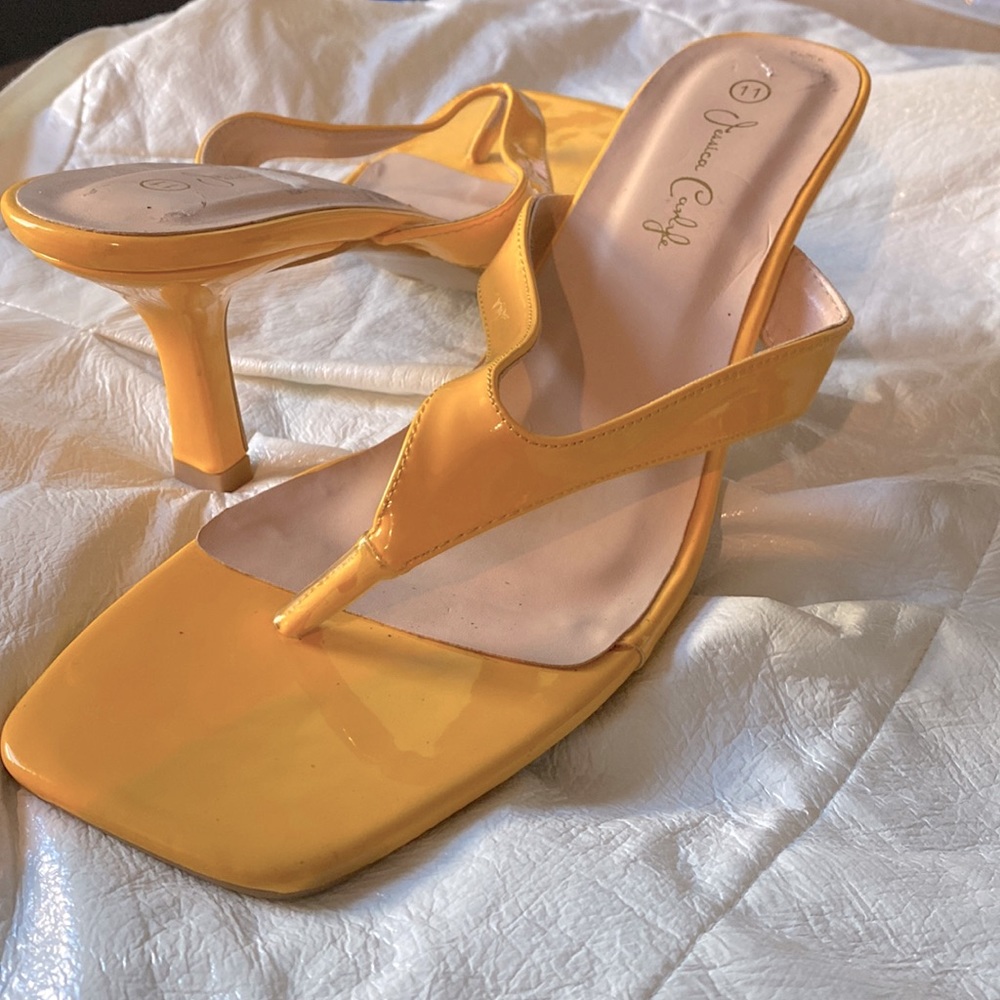 Jessica Carlyle sandal